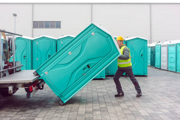 Best Portable bathroom rental  in White Cloud, MI